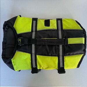Dog Life Jacket - Petco brand - Small - Used